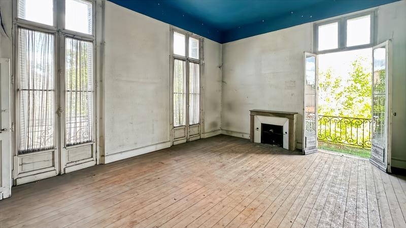 Hôtel particulier - 350 m² - 10 pièces