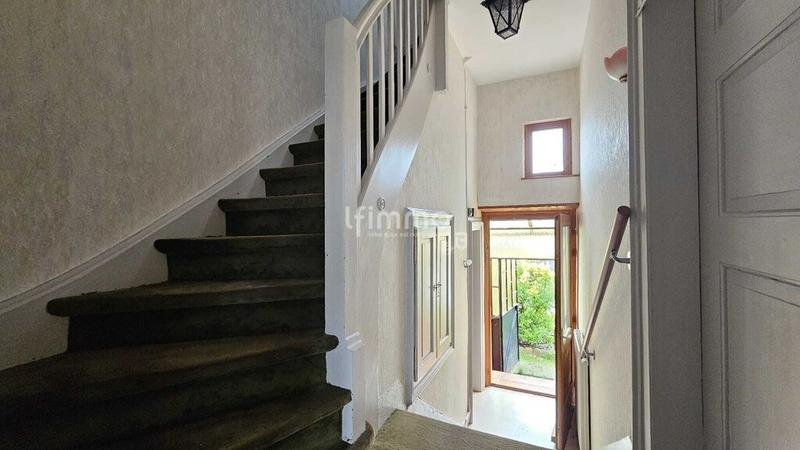 Maison - 93 m² - 5 pièces