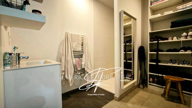 Maison - 101 m² - 5 pièces