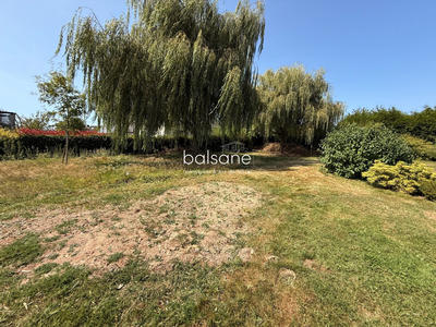 Terrain - 705 m²