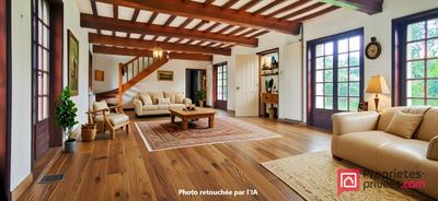 Maison - 216 m² - 7 pièces