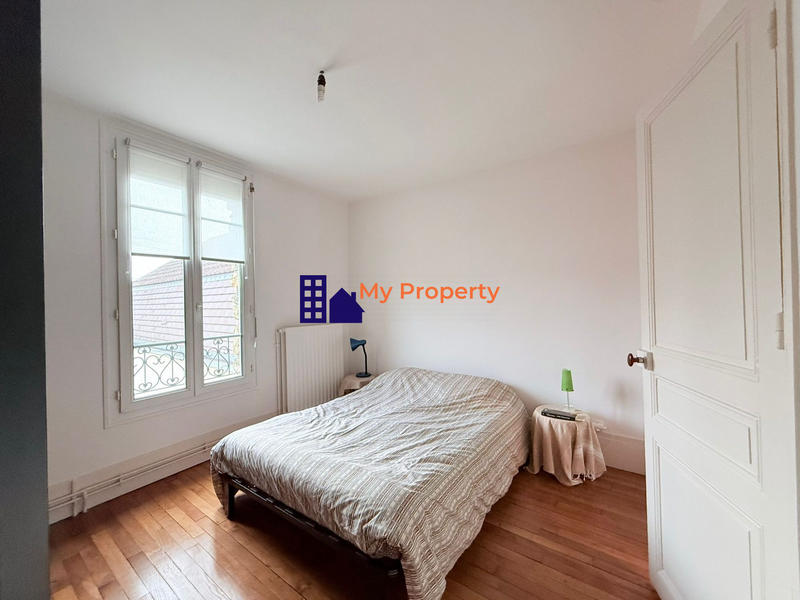 Maison - 95 m² - 5 pièces