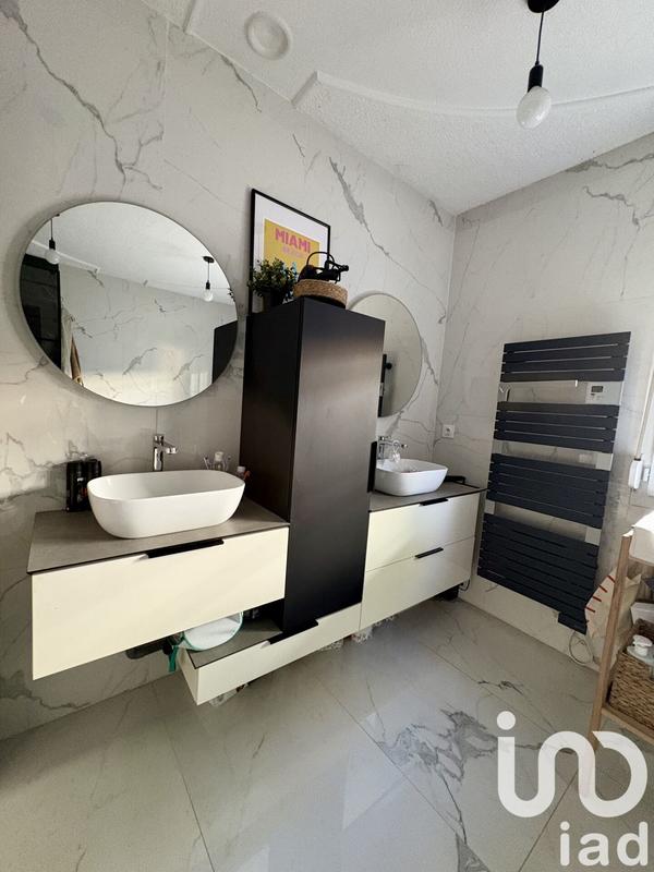 Maison - 145 m² - 6 pièces