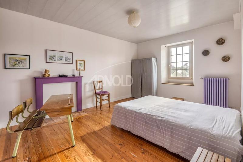 Maison - 189 m² - 9 pièces