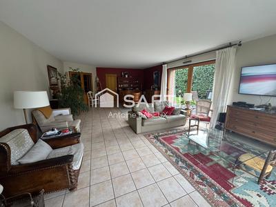 Maison - 167 m² - 7 pièces