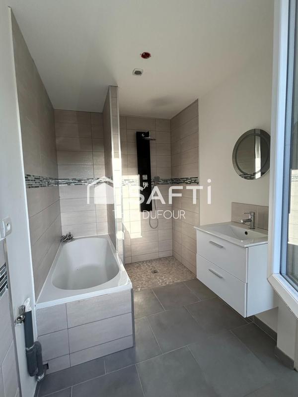 Maison - 85 m² - 3 pièces