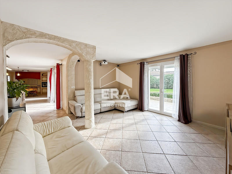 Maison - 145 m² - 6 pièces