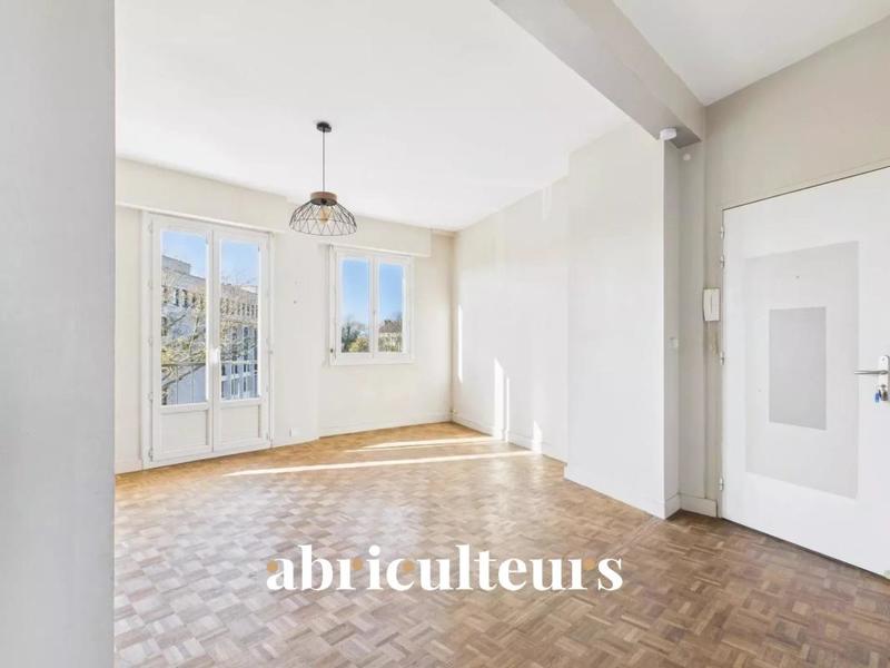 Appartement - 70 m² - 4 pièces