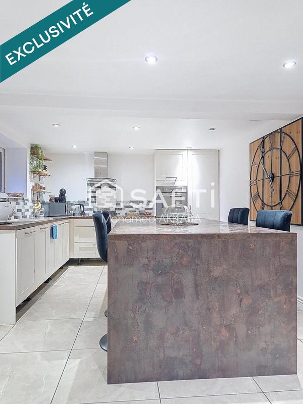 Maison - 94 m² - 4 pièces