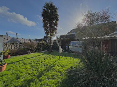 Maison - 209 m² - 8 pièces