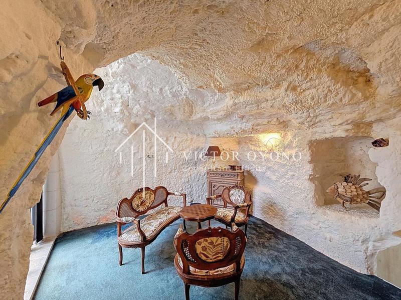 Maison - 208 m² - 6 pièces