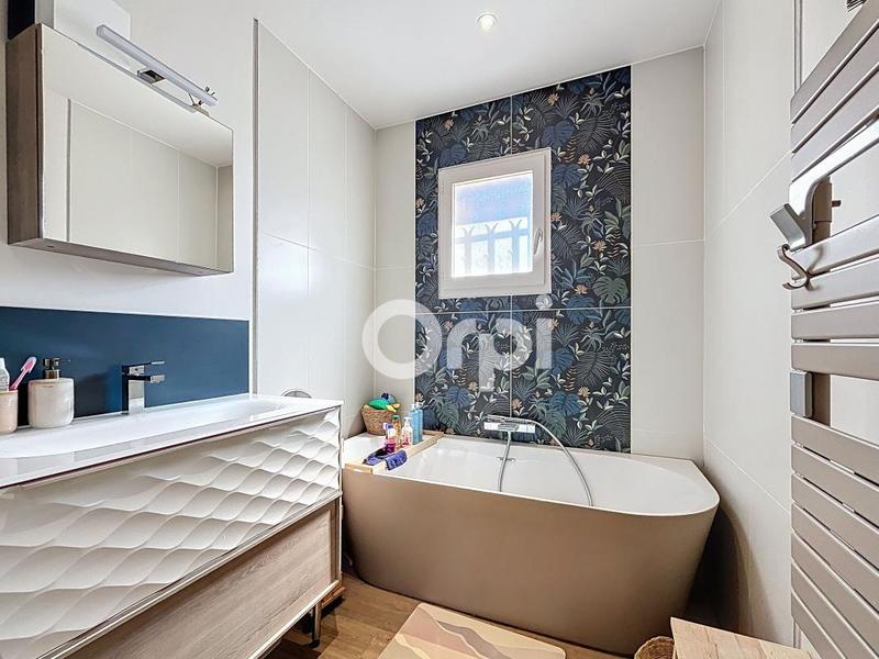 Maison - 91 m² - 4 pièces