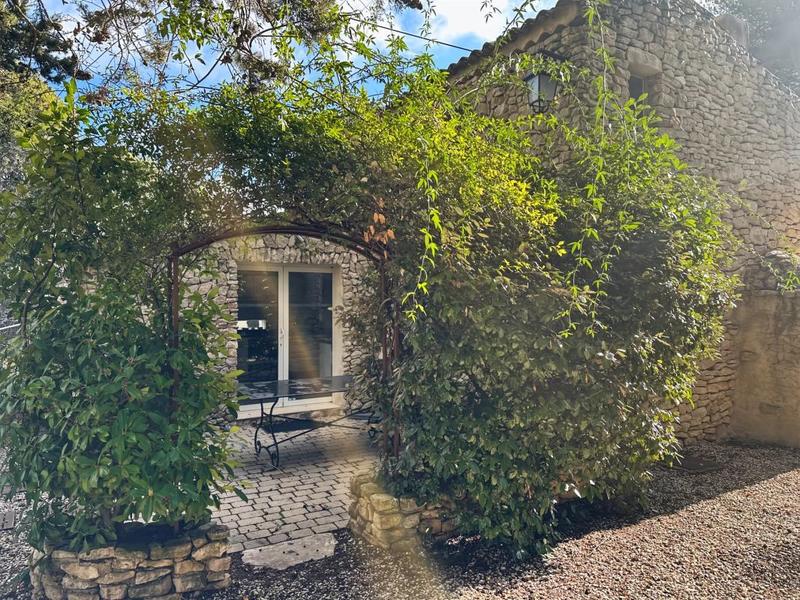 Maison - 230 m² - 11 pièces