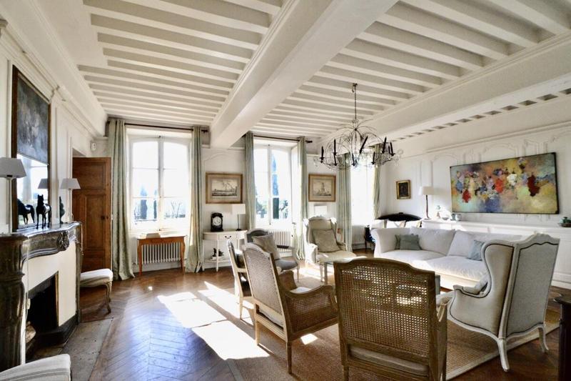 Maison - 432 m² - 14 pièces