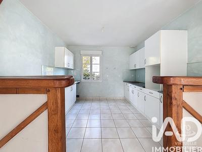 Maison - 110 m² - 4 pièces