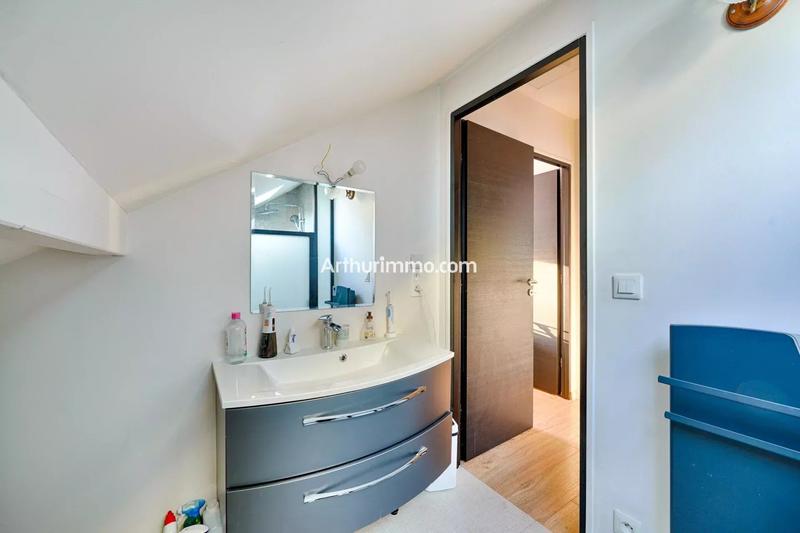 Maison - 92 m² - 4 pièces