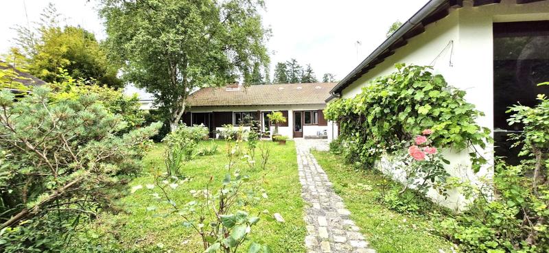 Maison - 165 m² - 10 pièces