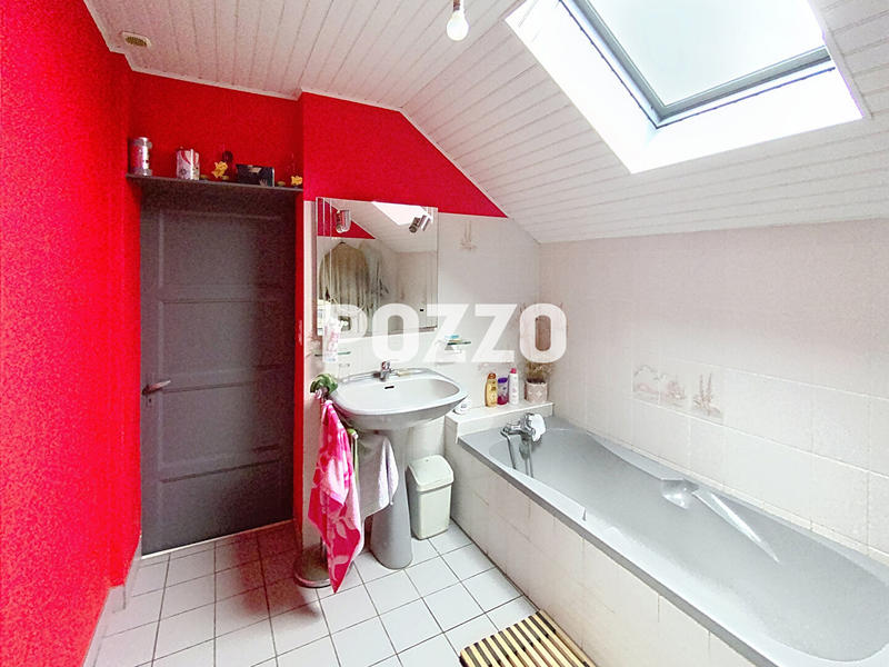 Maison - 137 m² - 7 pièces