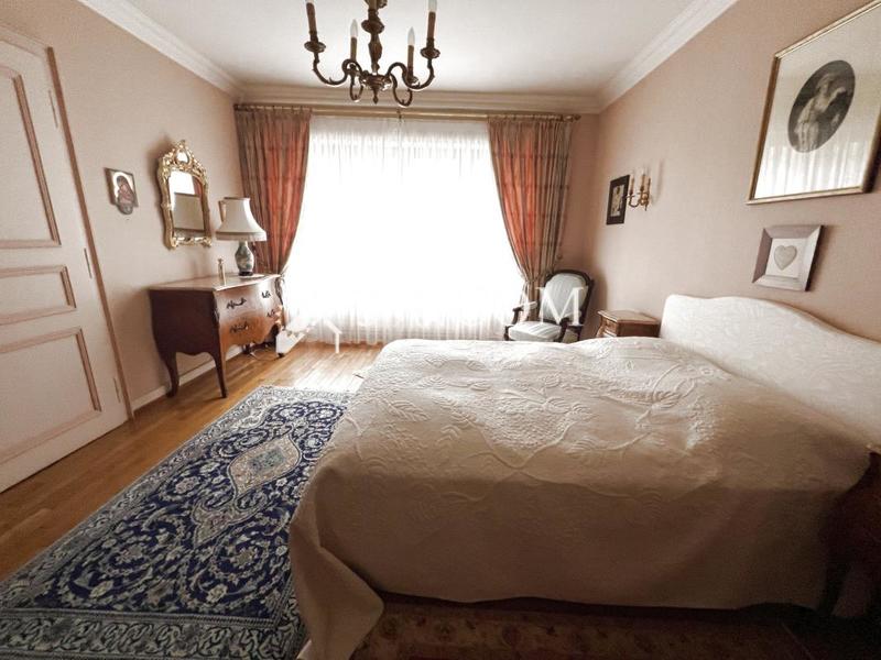 Appartement - 129 m² - 5 pièces