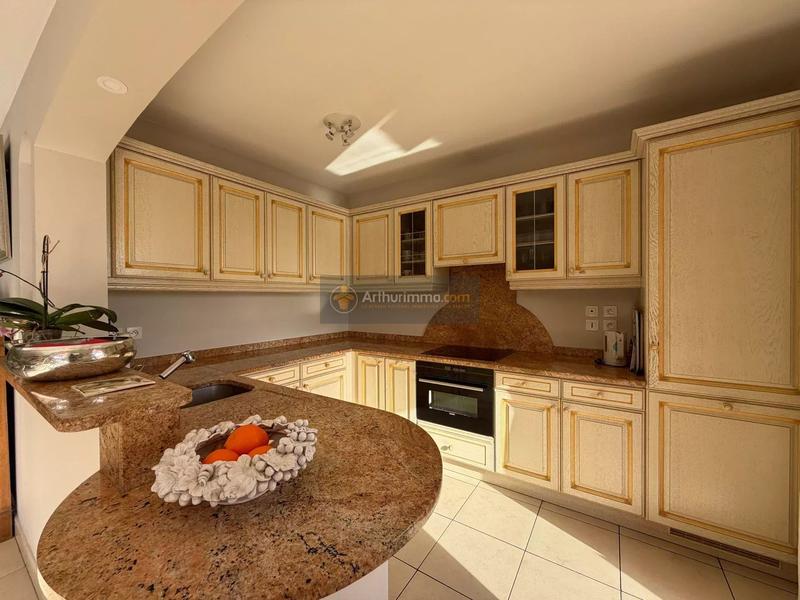 Appartement - 107 m² - 4 pièces