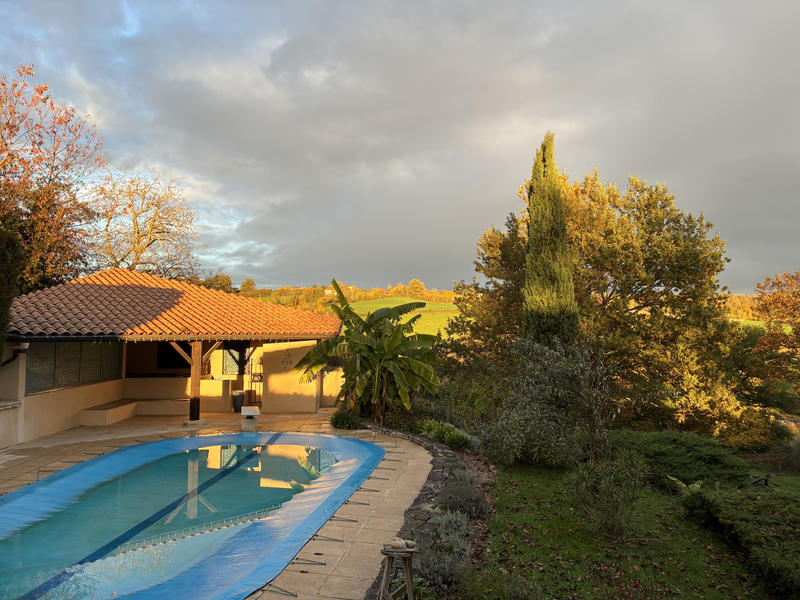 Maison - 185 m² - 6 pièces