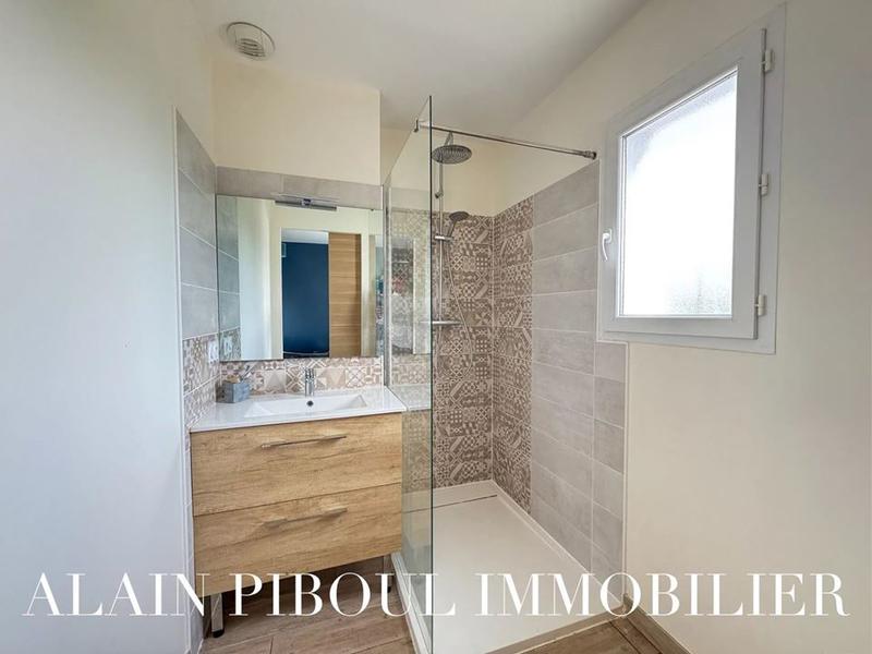 Maison traditionnelle - 105 m² - 4 pièces