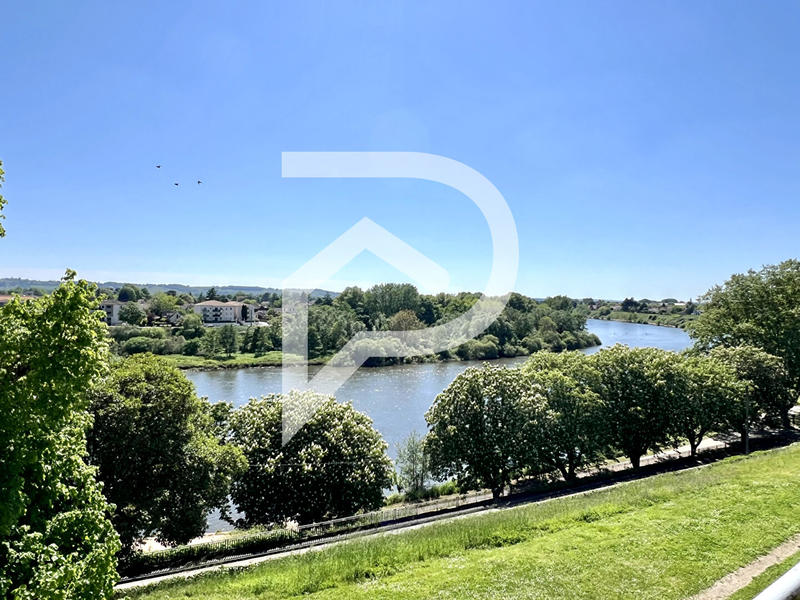 Appartement - 91 m² - 3 pièces