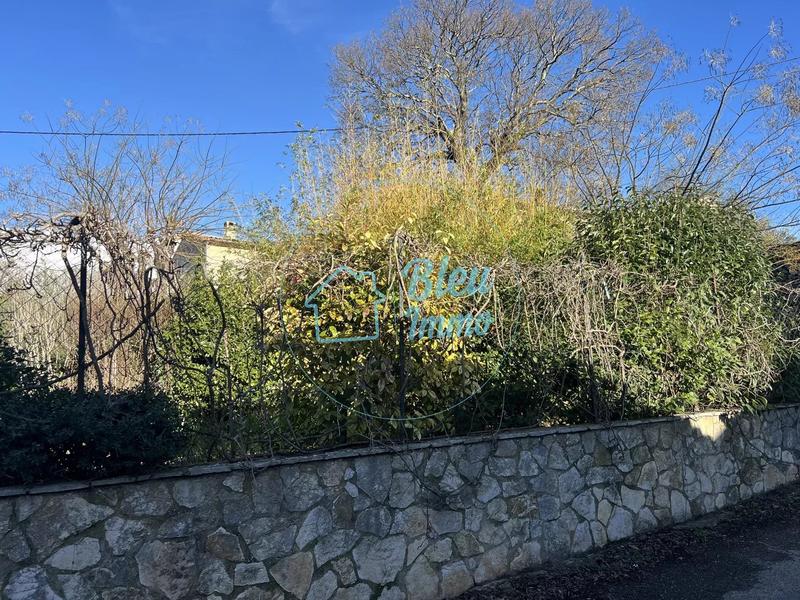 Terrain constructible - 268 m²