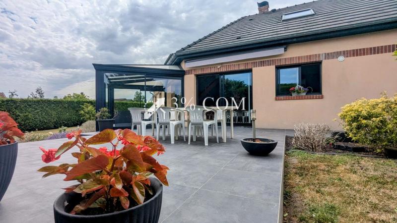 Maison - 180 m² - 7 pièces
