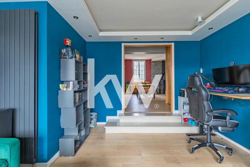 Maison - 143 m² - 6 pièces