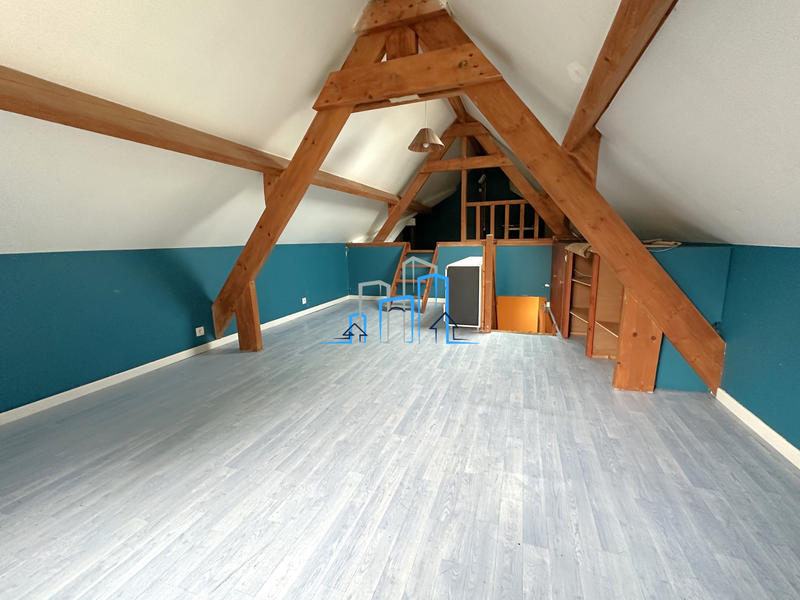 Maison - 94 m² - 5 pièces