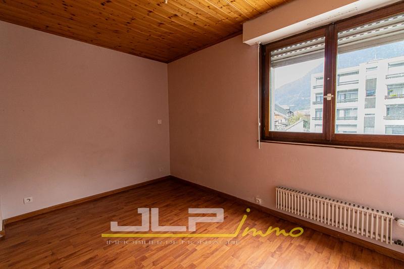 Appartement - 93 m² - 4 pièces
