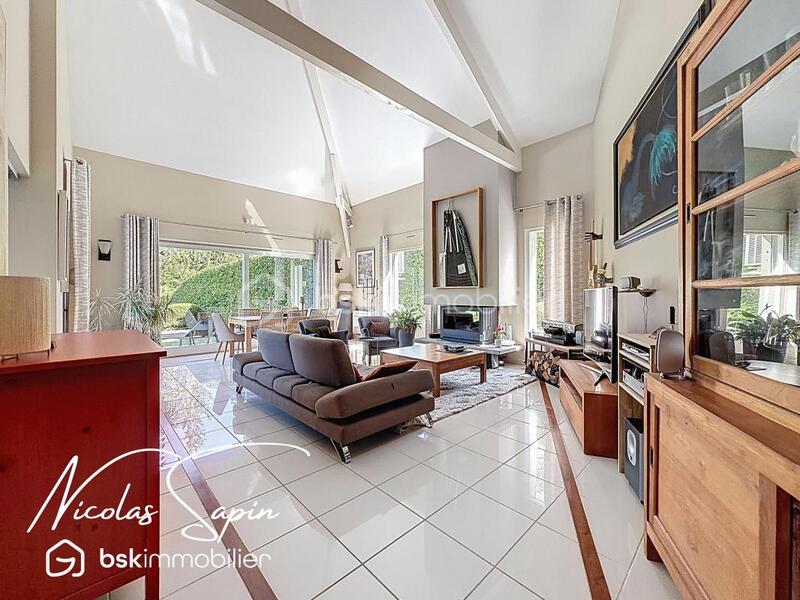 Maison d'architecte - 196 m² - 6 pièces