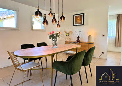 Maison - 190 m² - 6 pièces