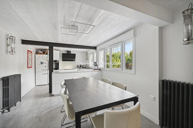 Maison - 180 m² - 7 pièces