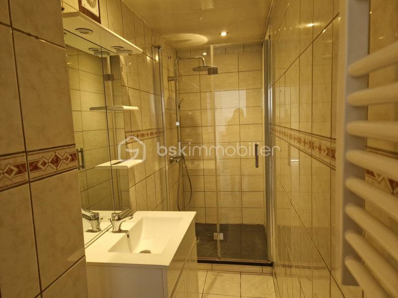 Duplex - 65 m² - 4 pièces