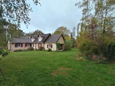 Maison traditionnelle - 112 m² - 6 pièces