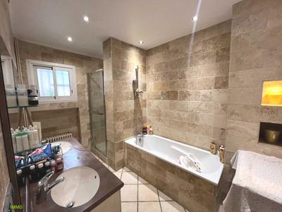 Appartement - 114 m² - 4 pièces