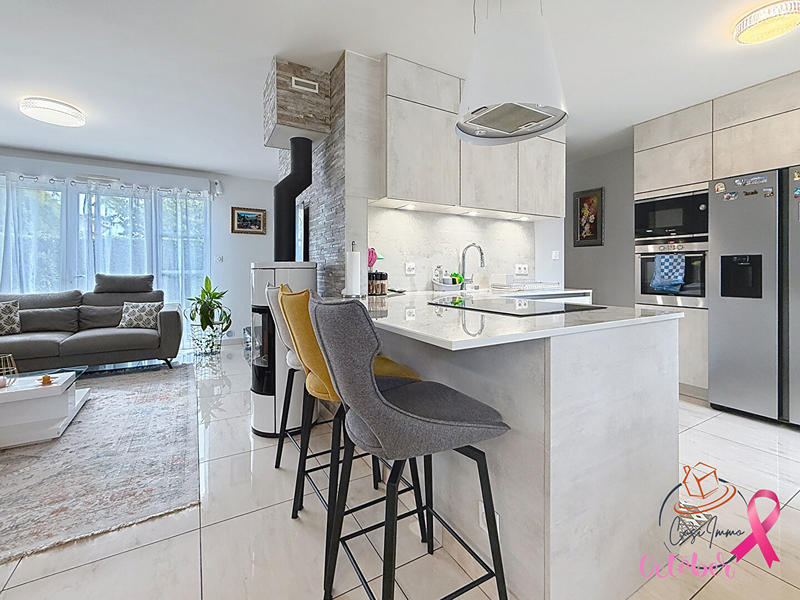 Maison - 155 m² - 6 pièces