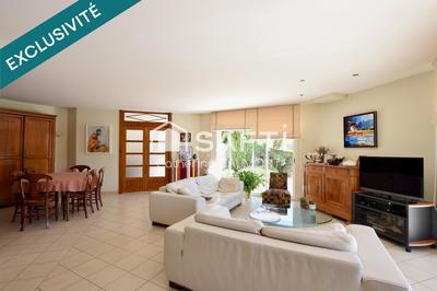 Maison - 155 m² - 6 pièces