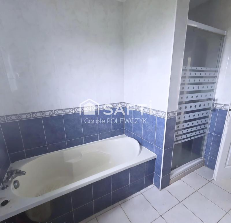 Maison - 111 m² - 6 pièces