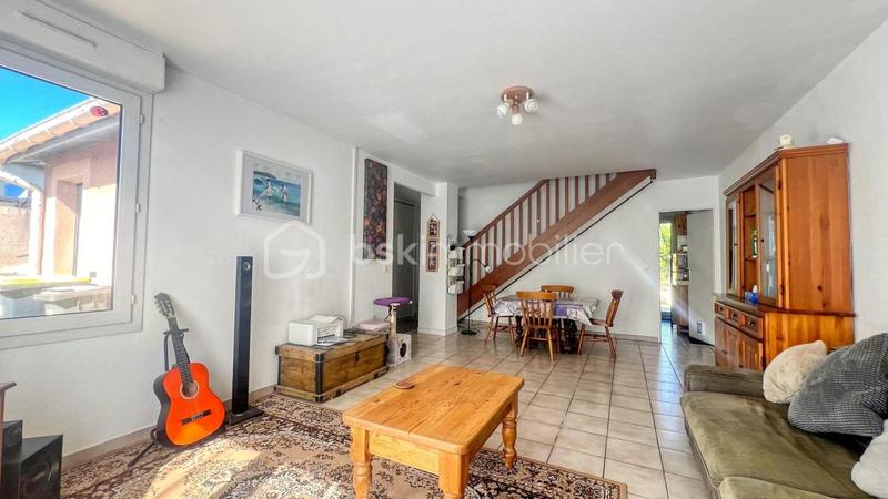 Demeure - 113 m² - 5 pièces