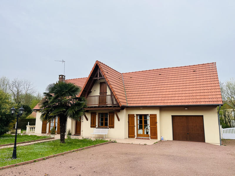 Maison - 170 m² - 7 pièces