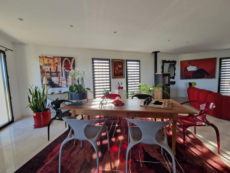 Villa - 187 m² - 6 pièces