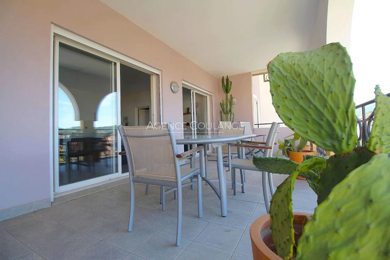 Appartement - 100 m² - 4 pièces