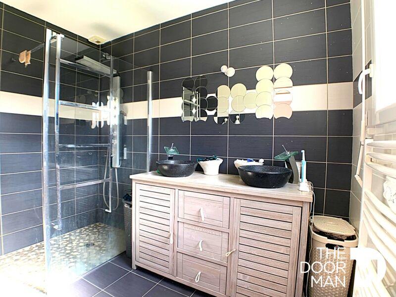 Maison - 106 m² - 5 pièces