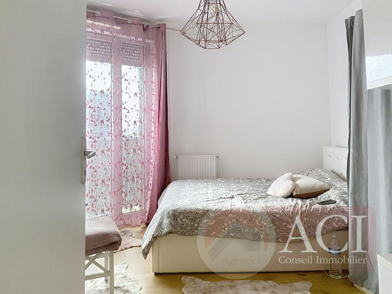 Appartement - 101 m² - 5 pièces