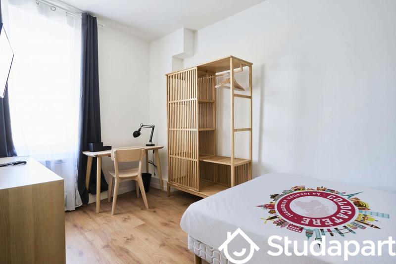 Chambre - 12 m² - 1 pièce