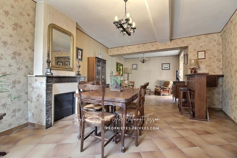 Maison - 160 m² - 6 pièces