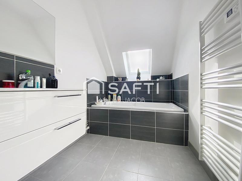 Maison - 133 m² - 7 pièces